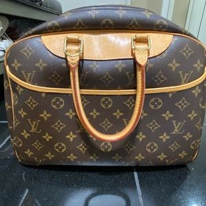 Louis Vuitton Monogram Deauville Bag